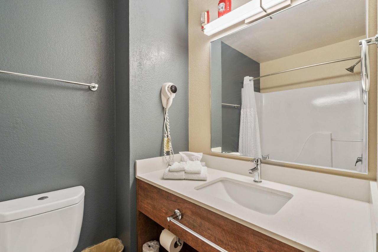 Studio with 1 King Bed - Non-Smoking at Extended Stay America Premier Suites Seattle Bellevue Downtown