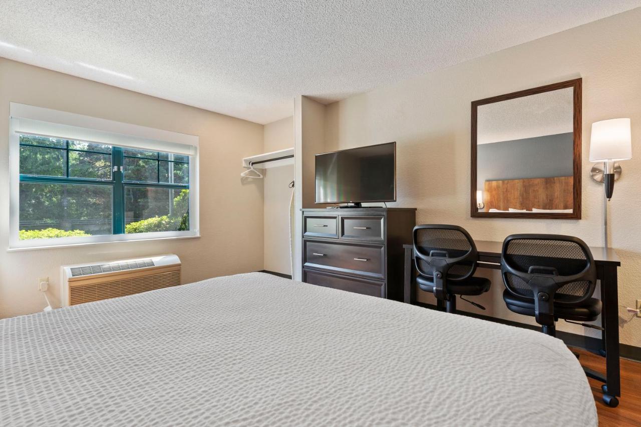 Queen Studio - Non-Smoking at Extended Stay America Premier Suites Seattle Bellevue Downtown