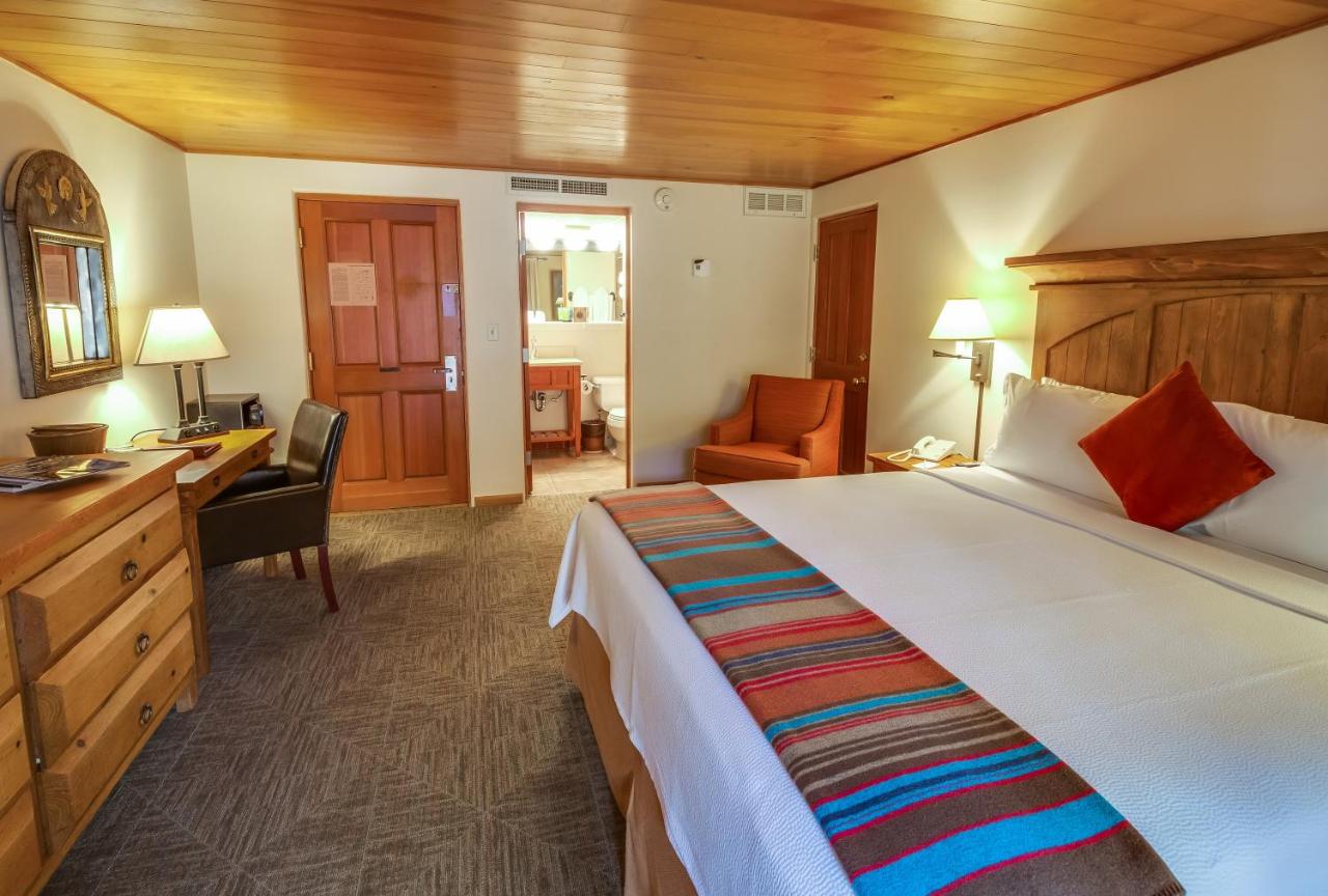 King Room at Inn on the Alameda