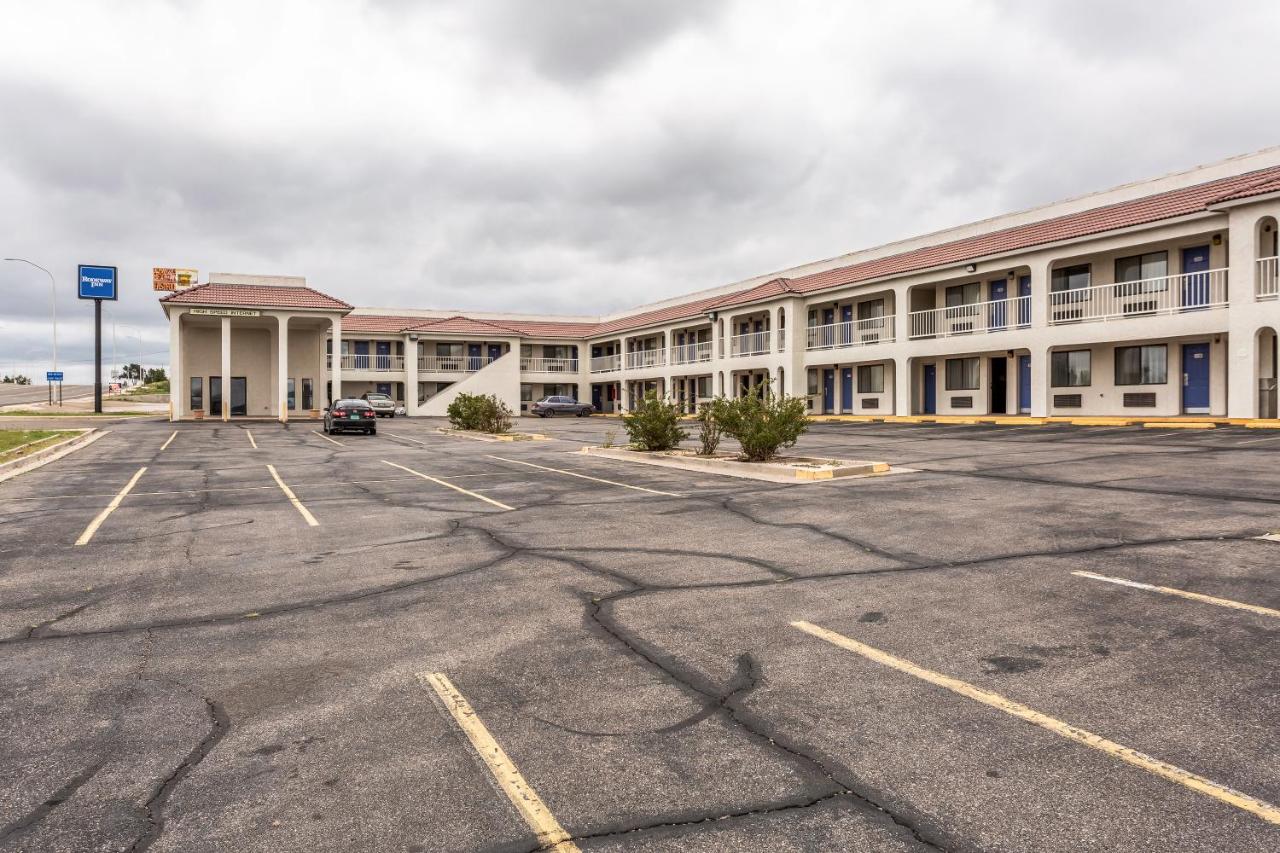  | Rodeway Inn