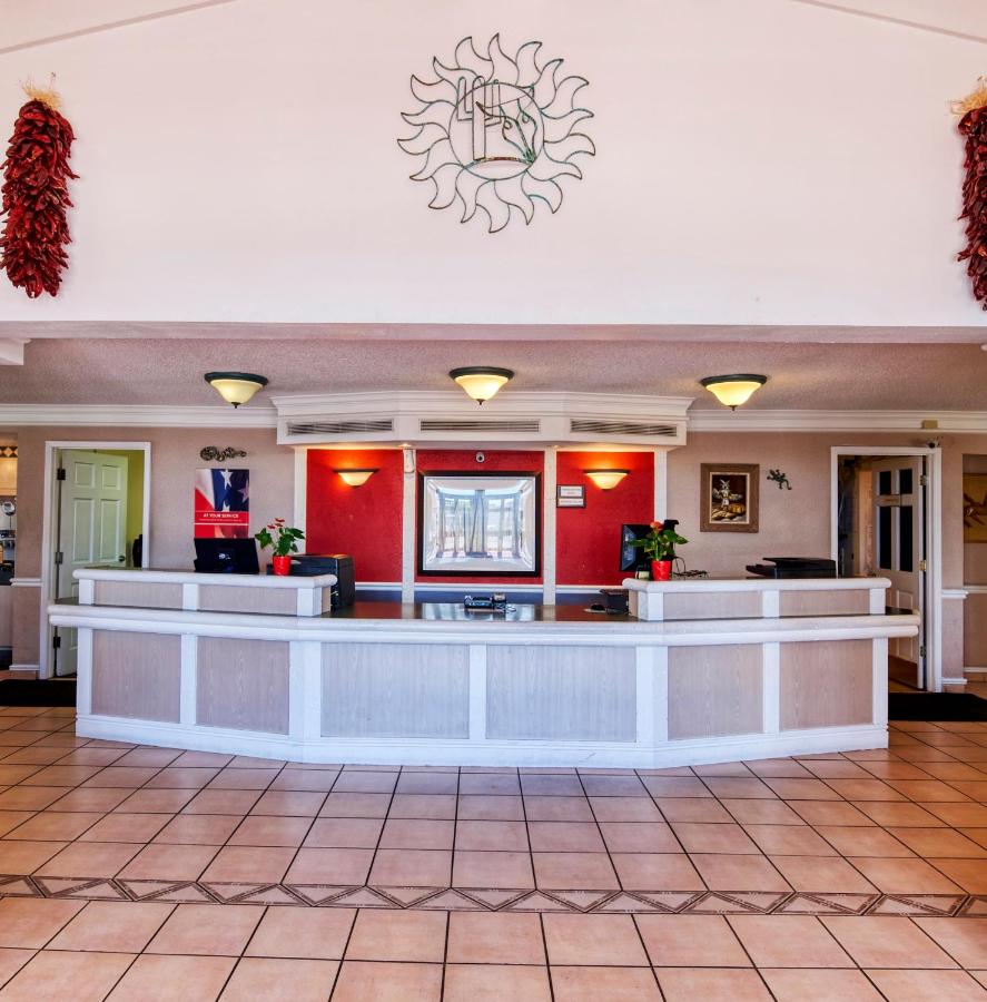 | San Mateo Inn