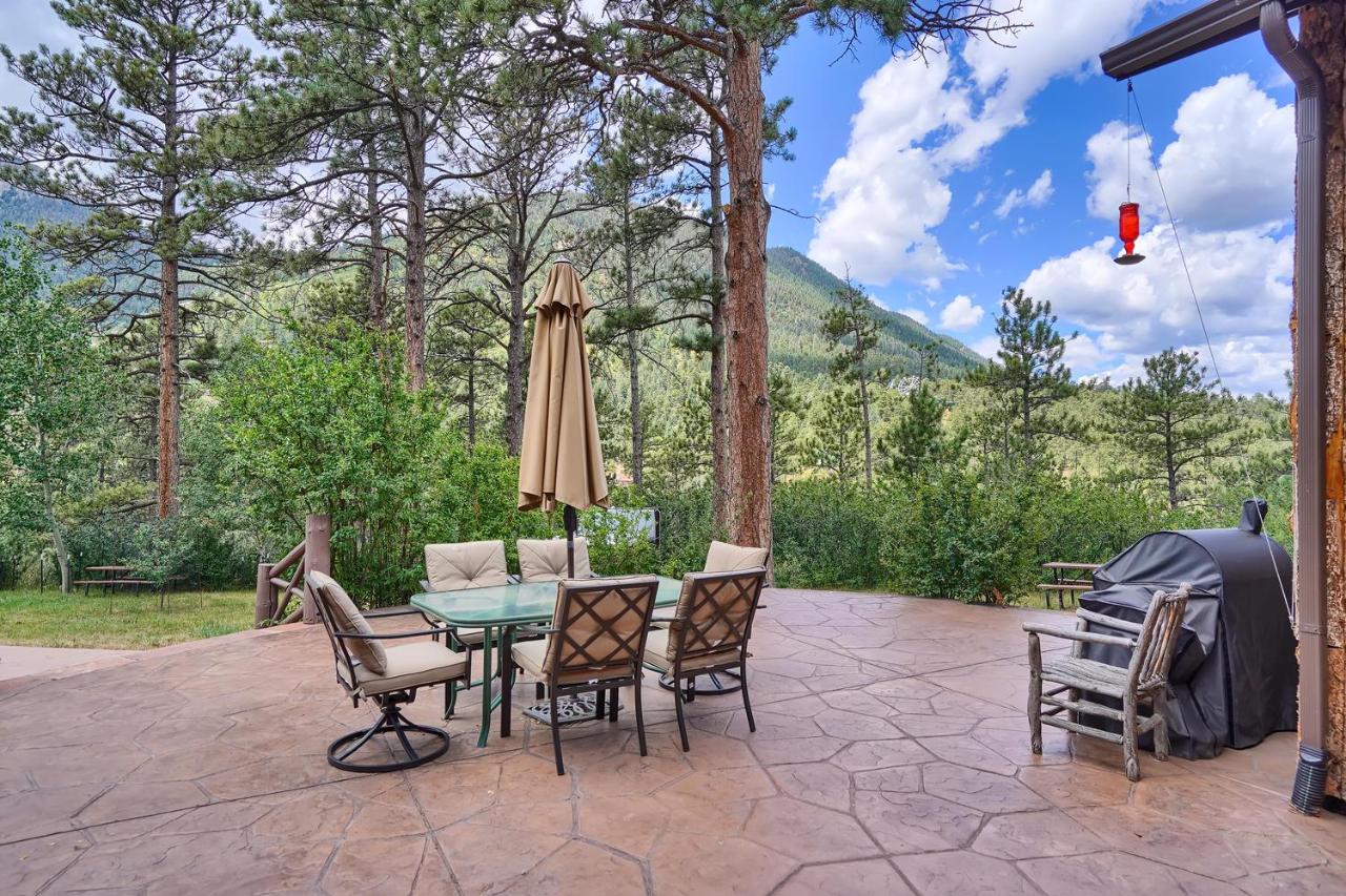 | Rocky Mountain Lodge