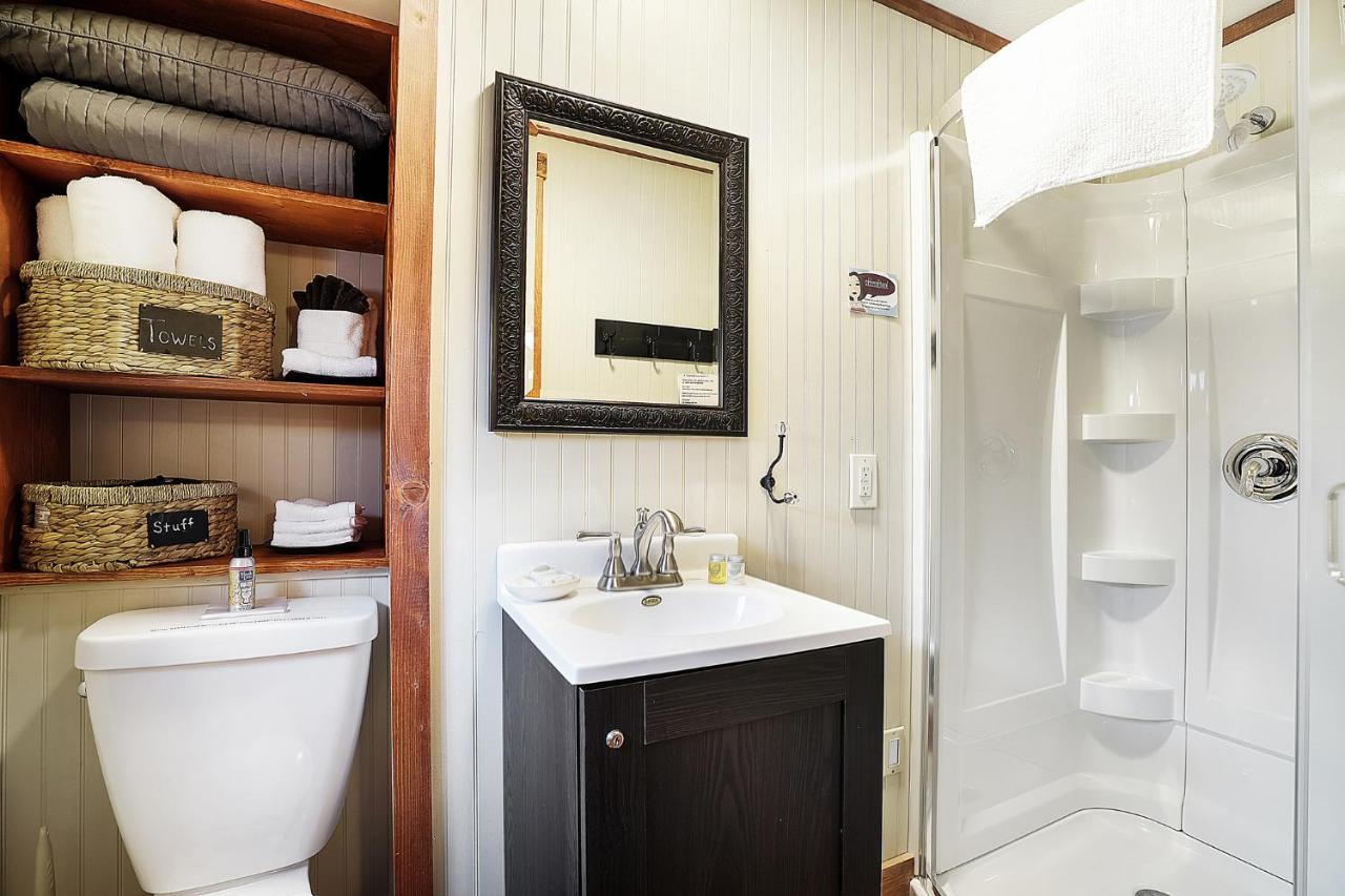  | Hocking Hills Inn