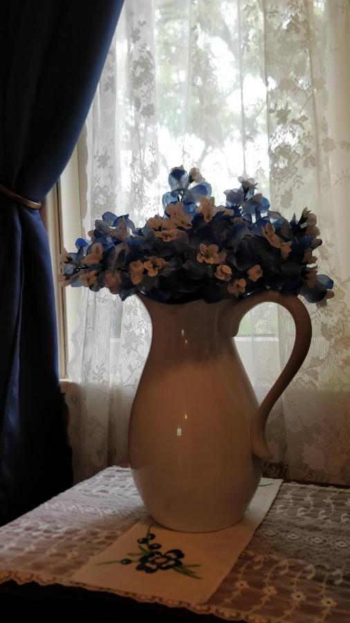  | The Lancaster Manor Bed and Breakfast