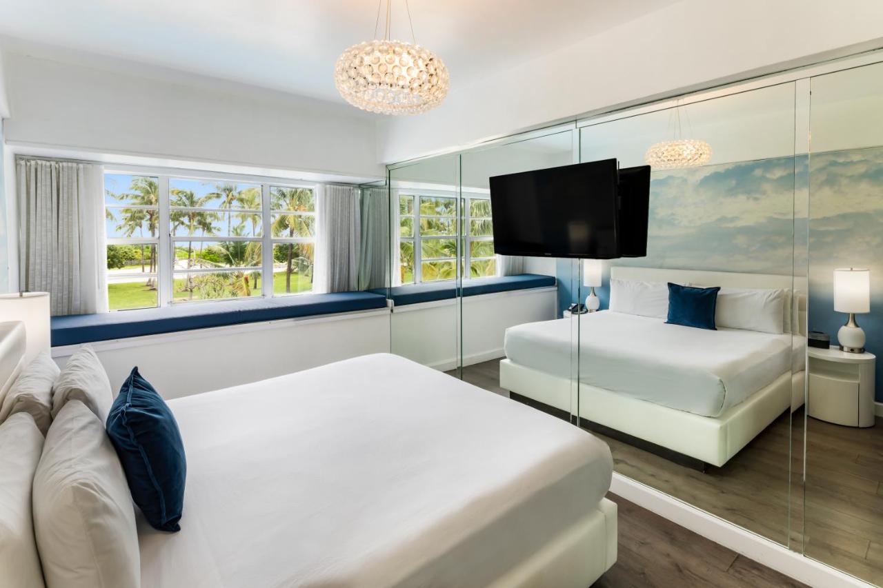 King Room - Ocean View at The Penguin Hotel