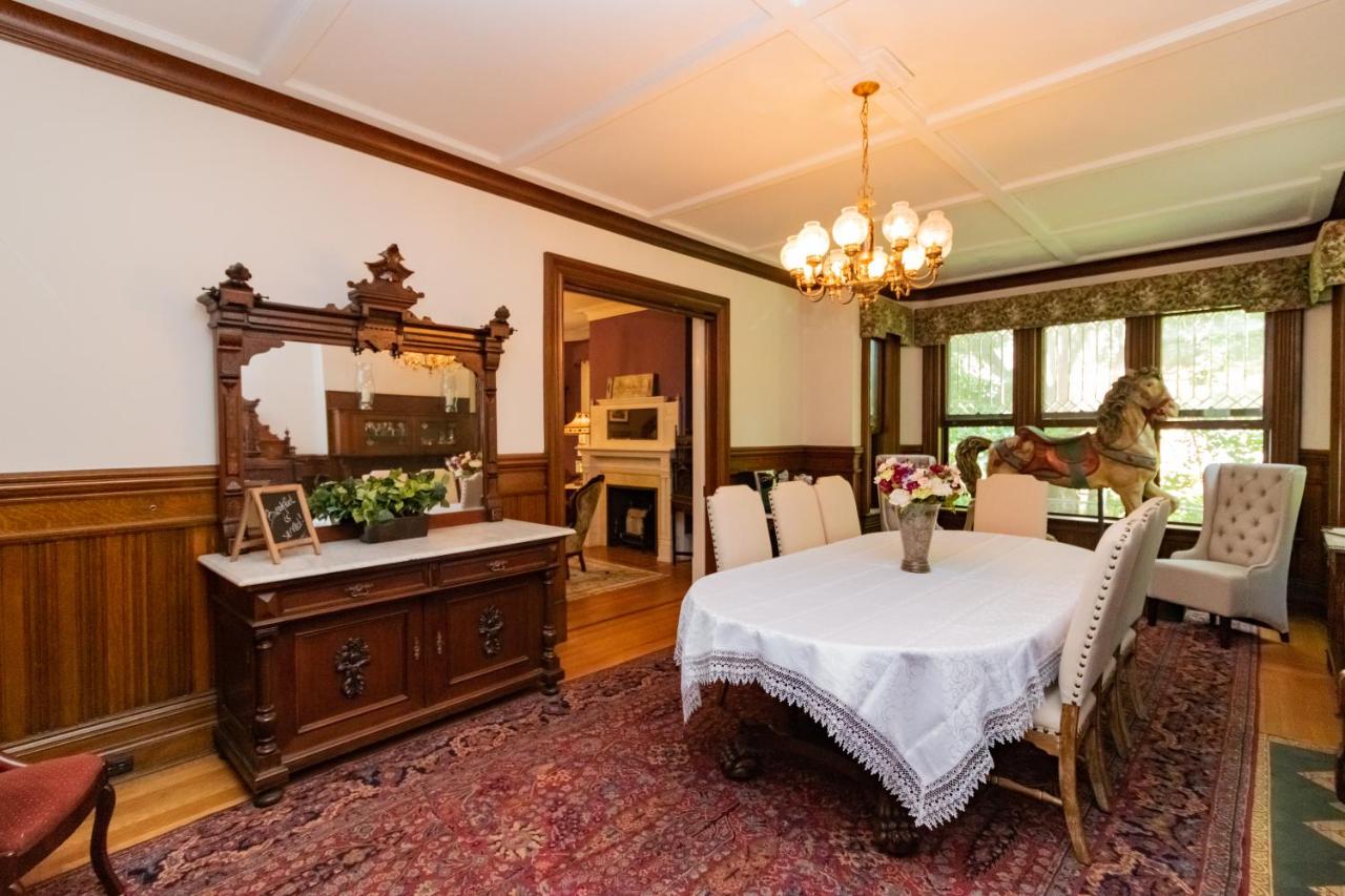 | Saratoga Dreams Bed and Breakfast