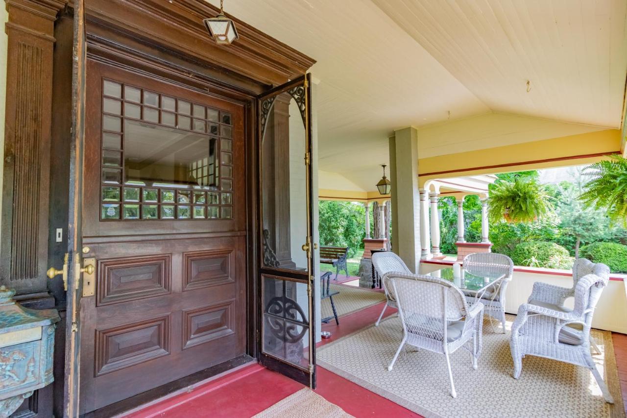 | Saratoga Dreams Bed and Breakfast