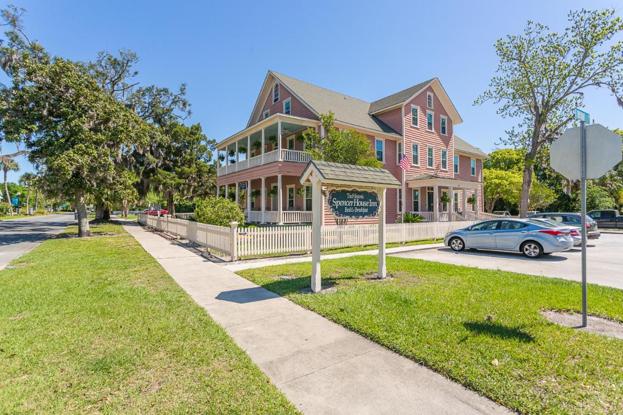| Spencer House Inn