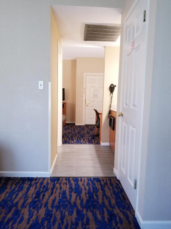 King Studio Suite - Non-Smoking at Baymont by Wyndham Indianapolis Northwest