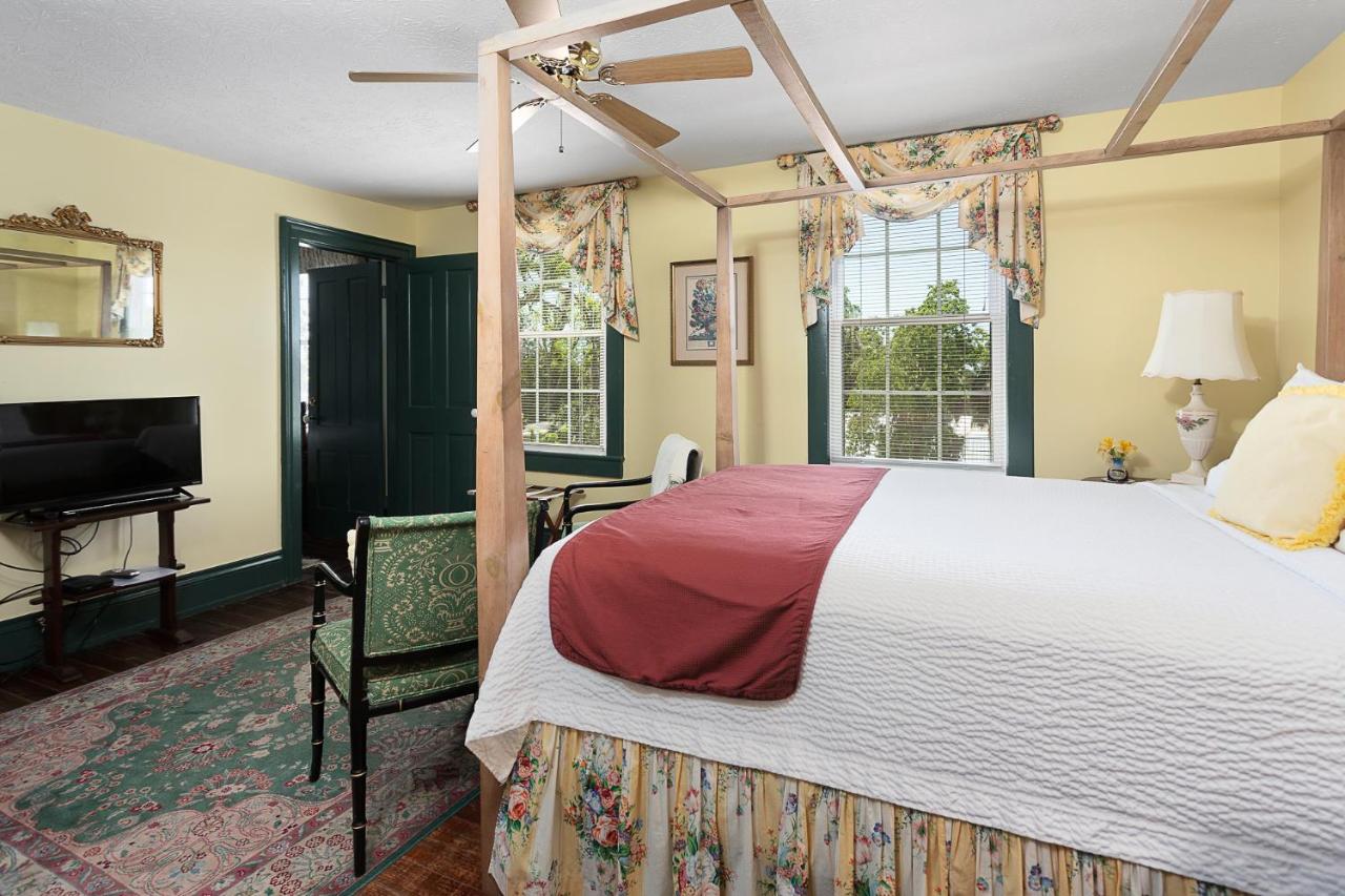  | Spencer House Inn