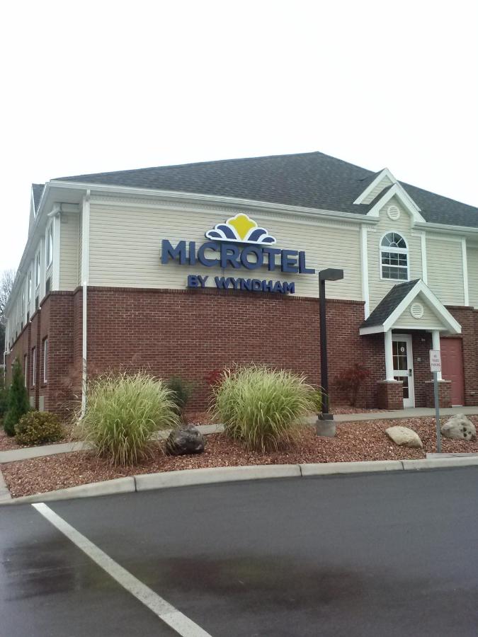 | Microtel Inn & Suites Chili/Rochester