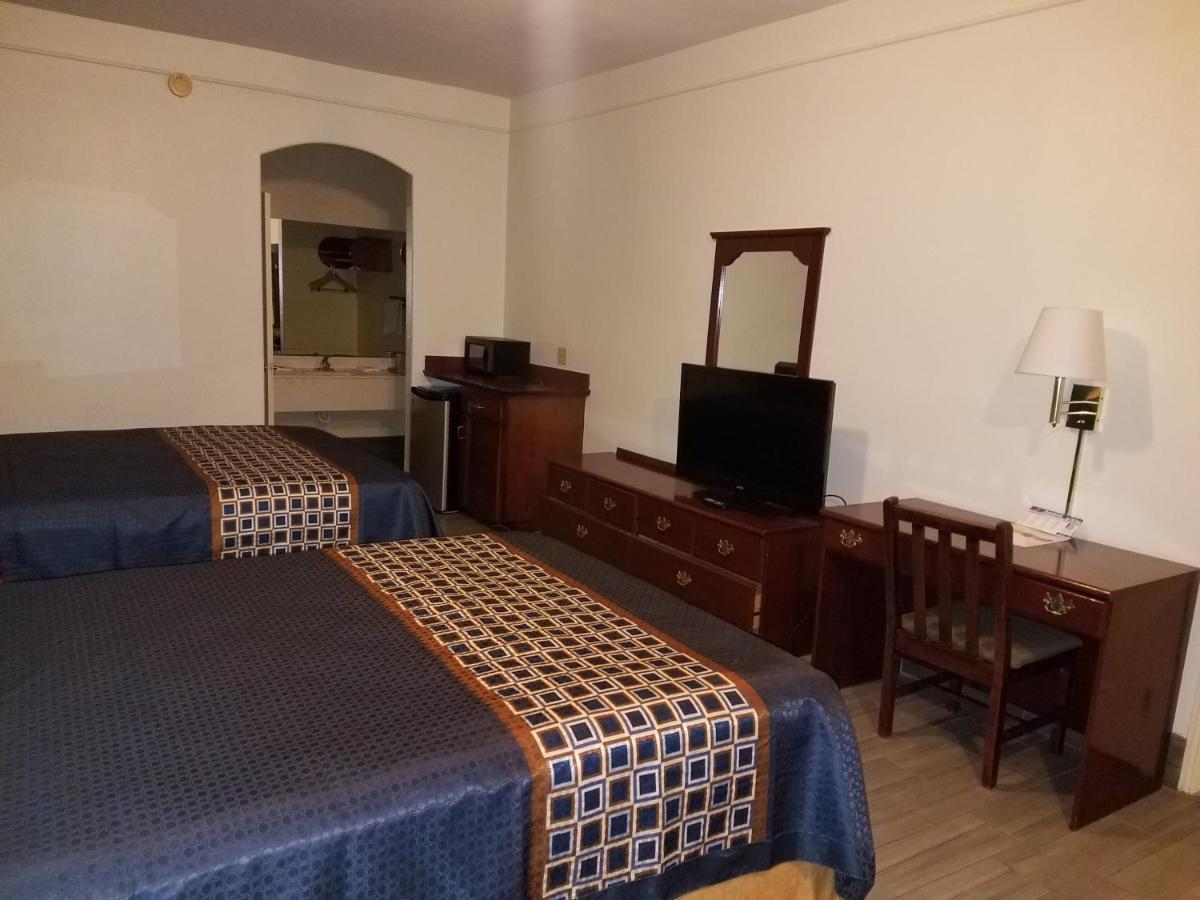 | Texas Inn Downtown McAllen