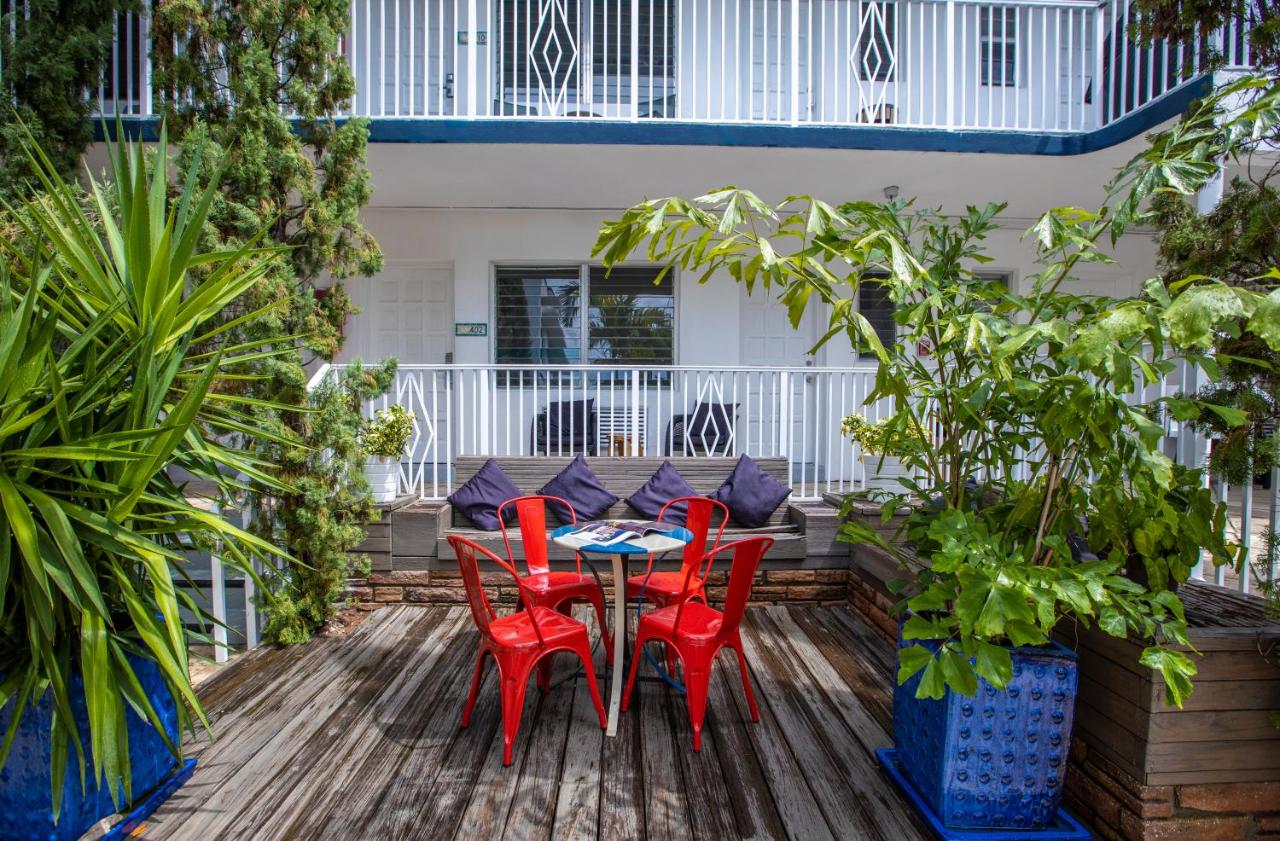 | Beachside All Suites Hotel