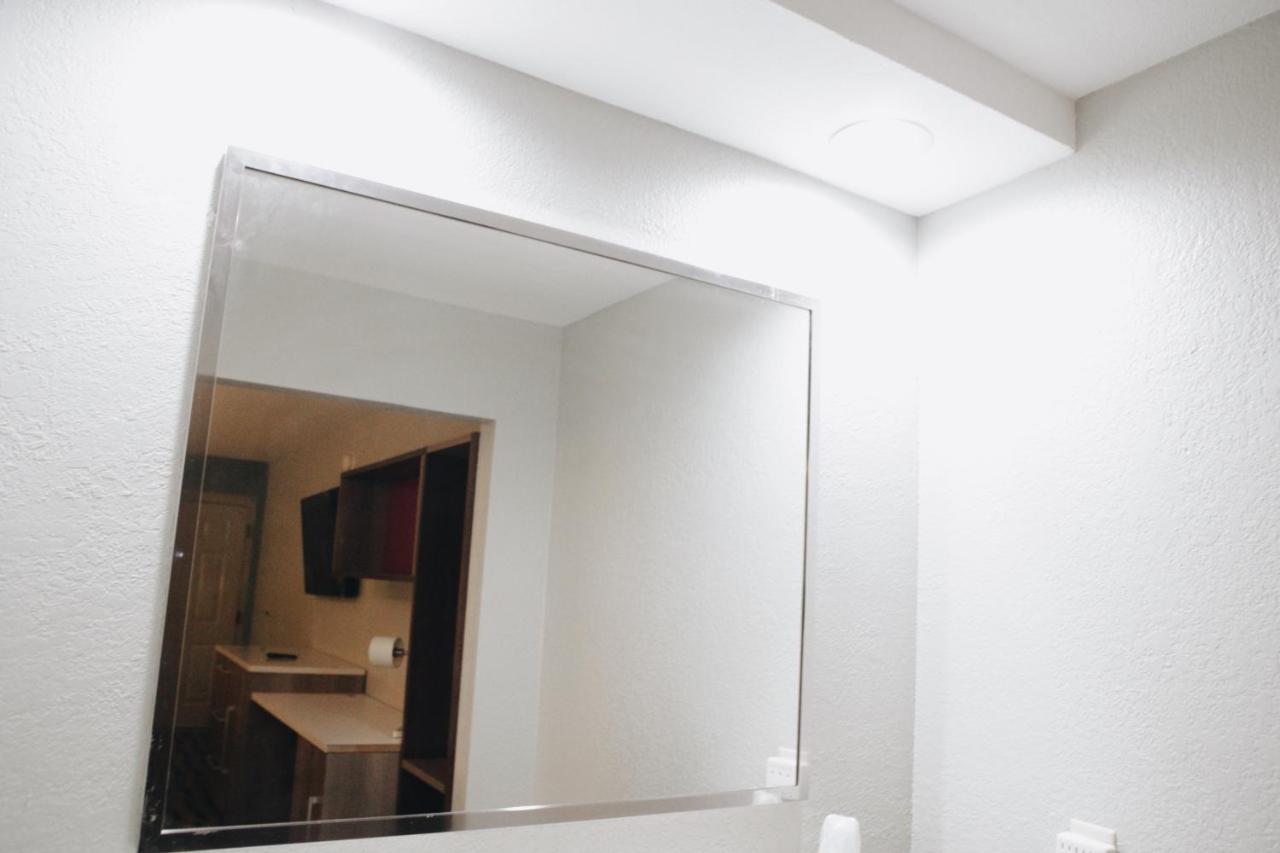 Two Double Beds (Remodeled) - Non-Smoking at All Seasons Inn & Suites
