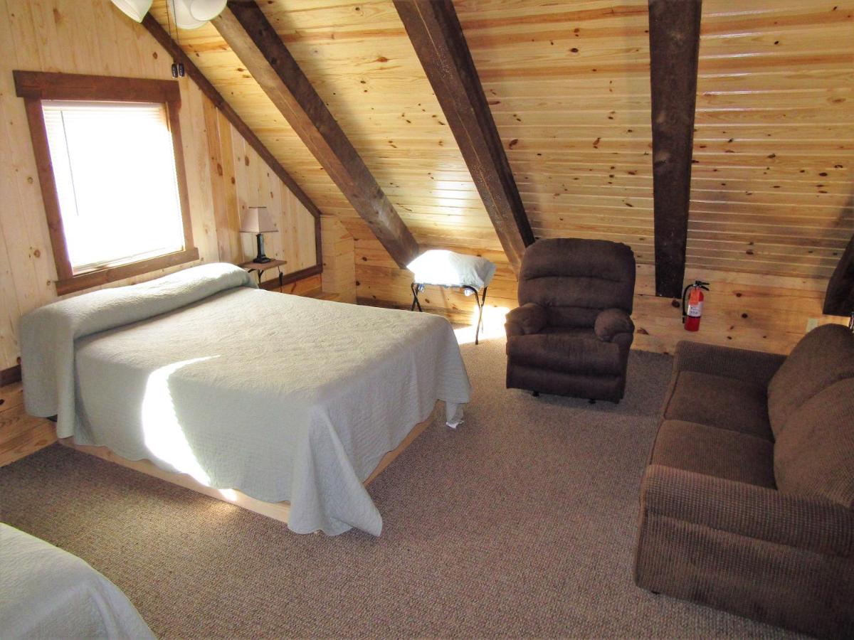 | Freedom Ridge Cabins