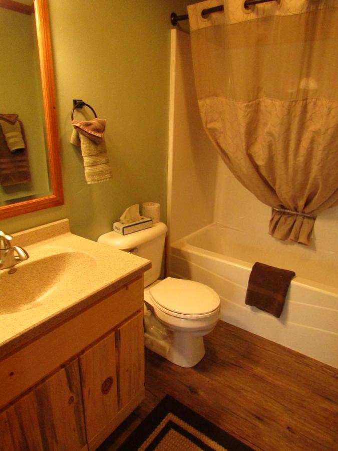 | Freedom Ridge Cabins