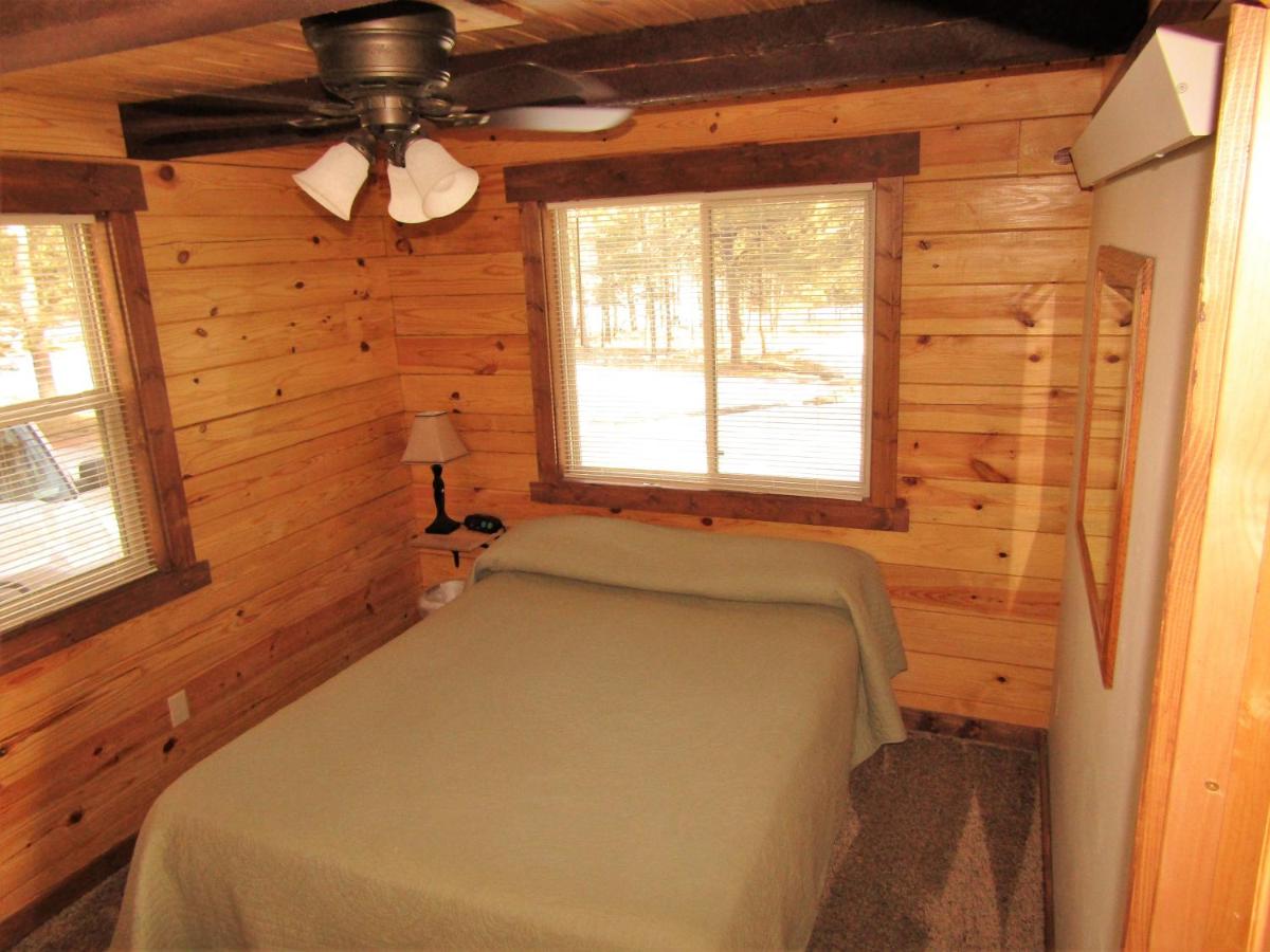| Freedom Ridge Cabins