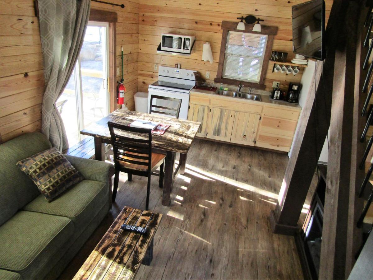 | Freedom Ridge Cabins
