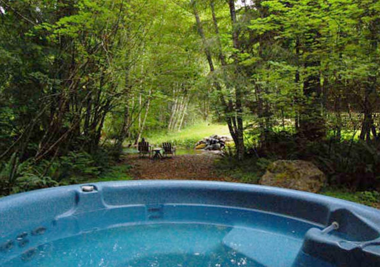| Stormking Hotel