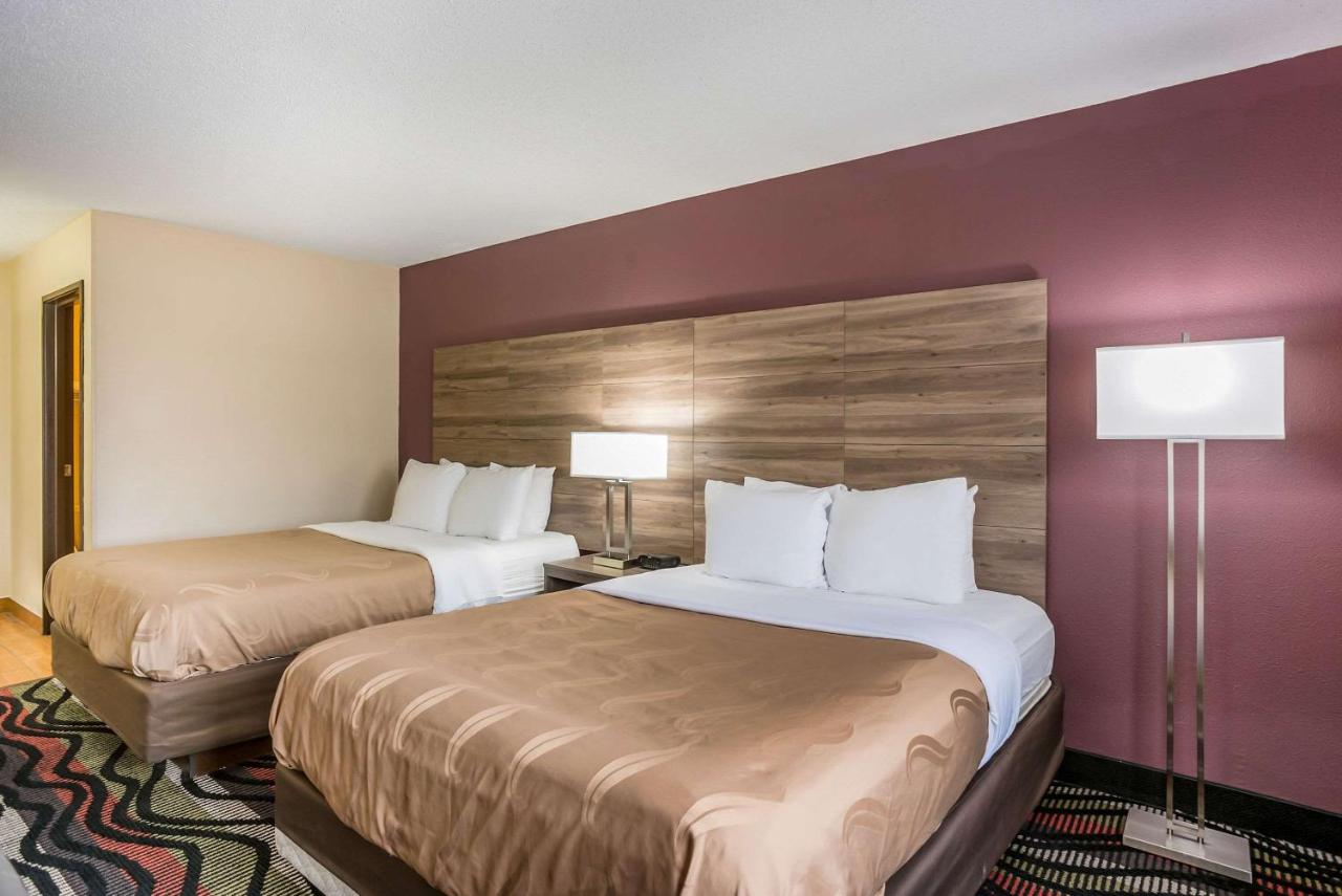 Queen Room with Two Queen Beds - Non-Smoking at Quality Inn Cedar Rapids South