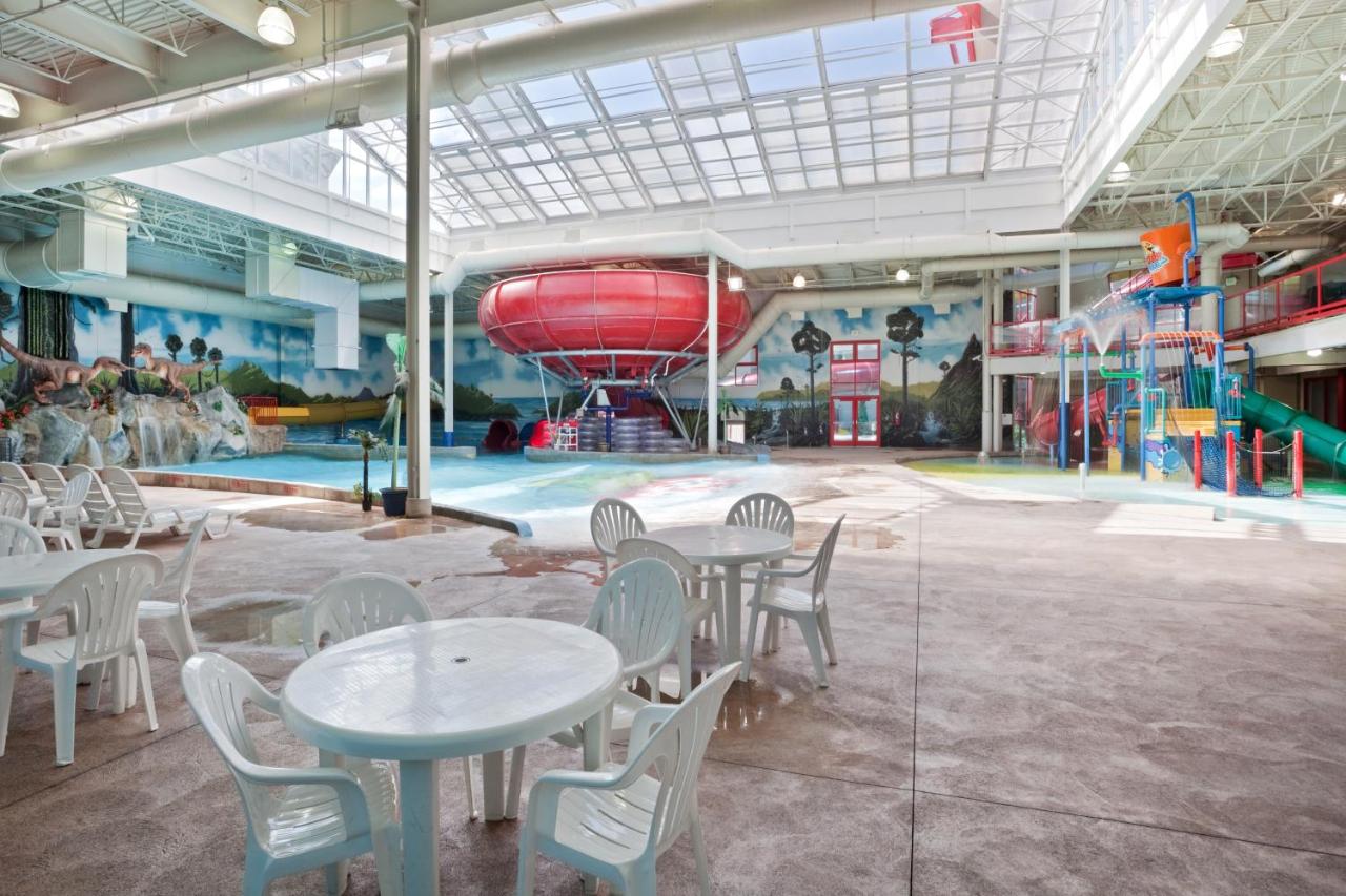  | Triple Play Resort Hotel & Suites