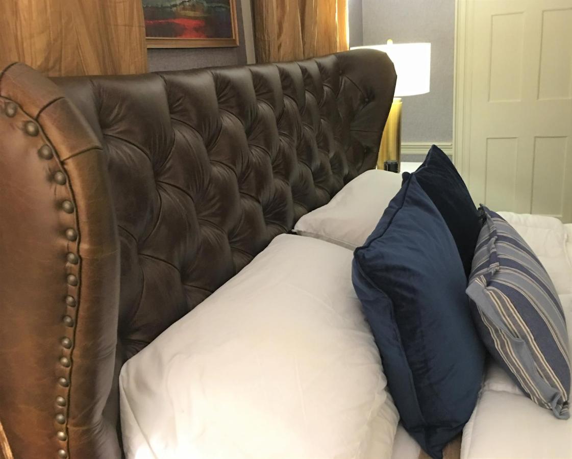 | Center Lovell Inn