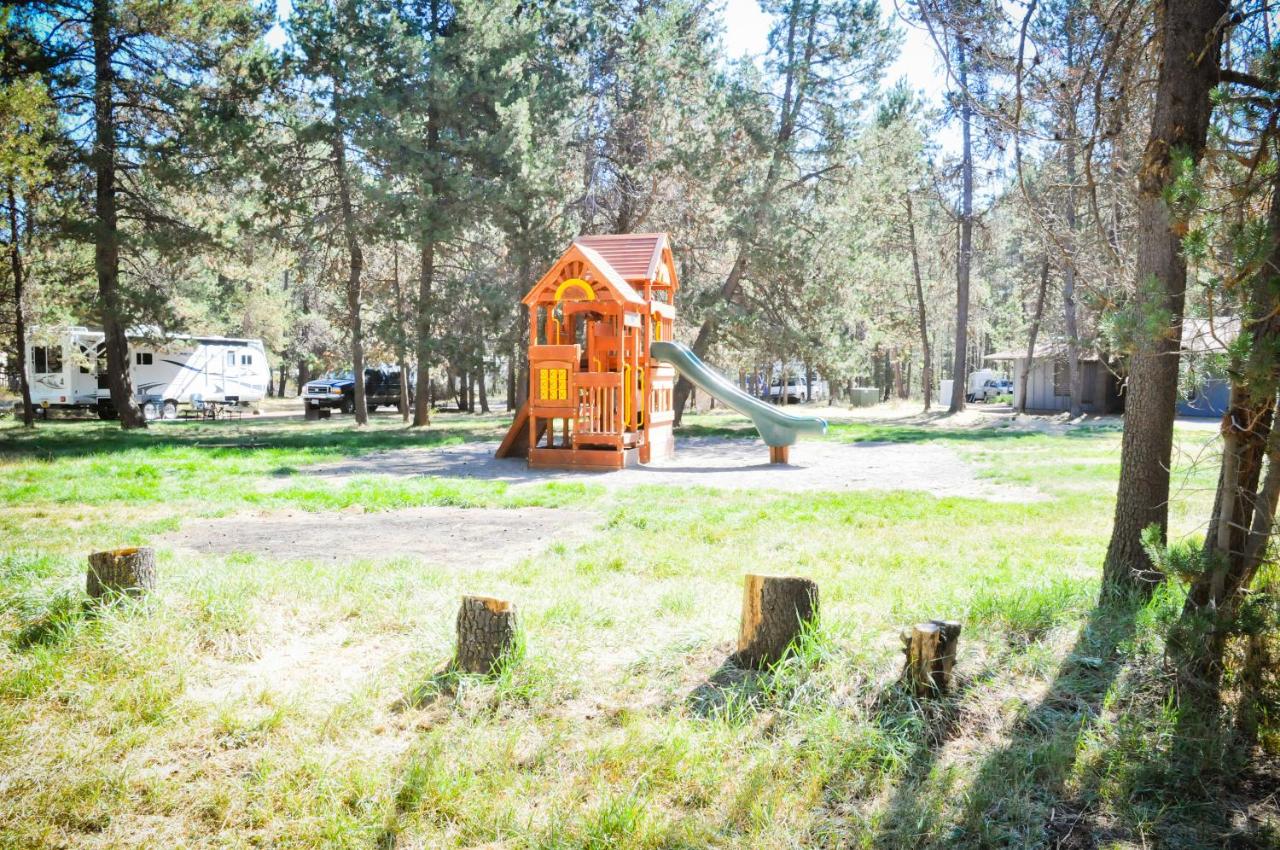 | Bend-Sunriver Camping Resort 24 ft. Yurt 9