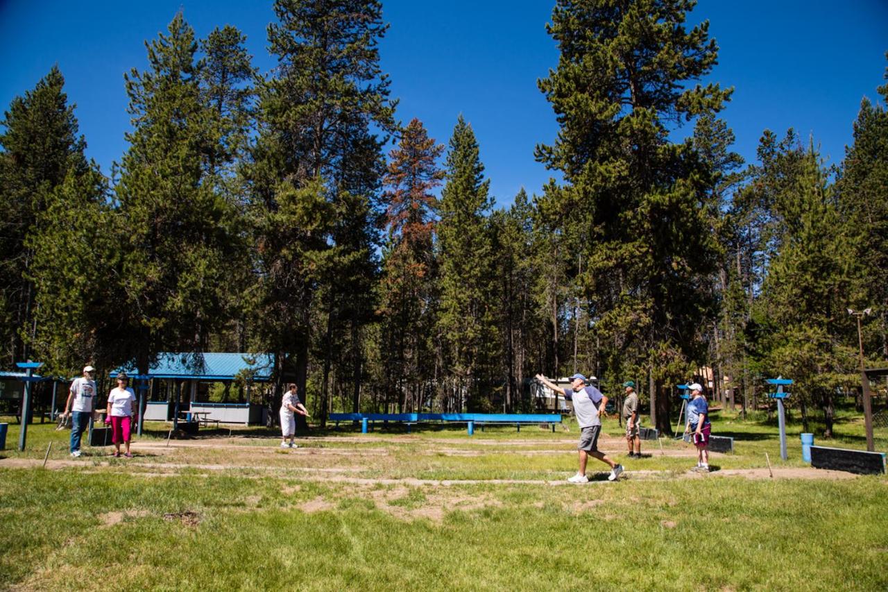 | Bend-Sunriver Camping Resort 24 ft. Yurt 9