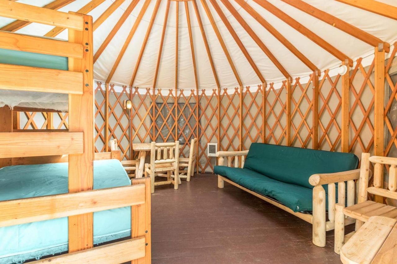 | Mount Hood Village Premium Yurt 4