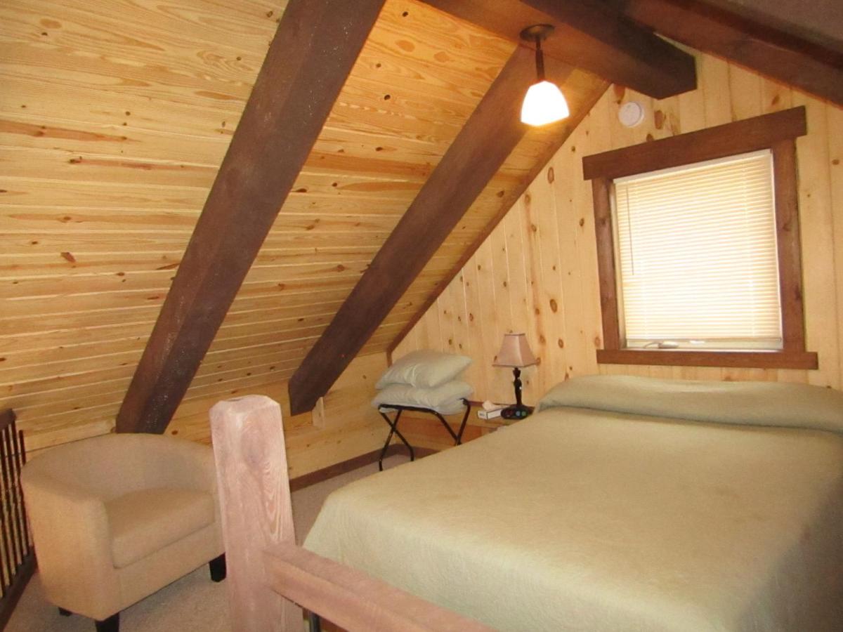 | Freedom Ridge Cabins