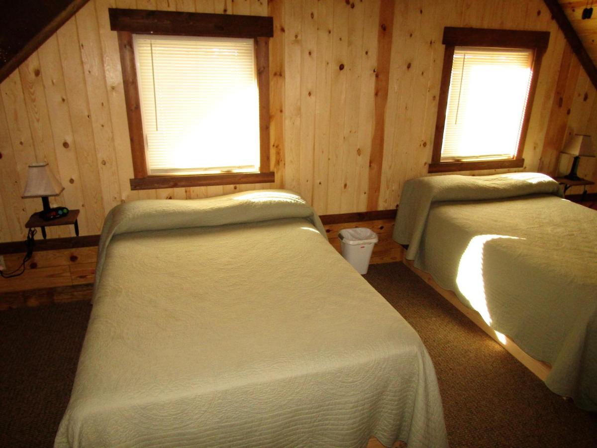 | Freedom Ridge Cabins