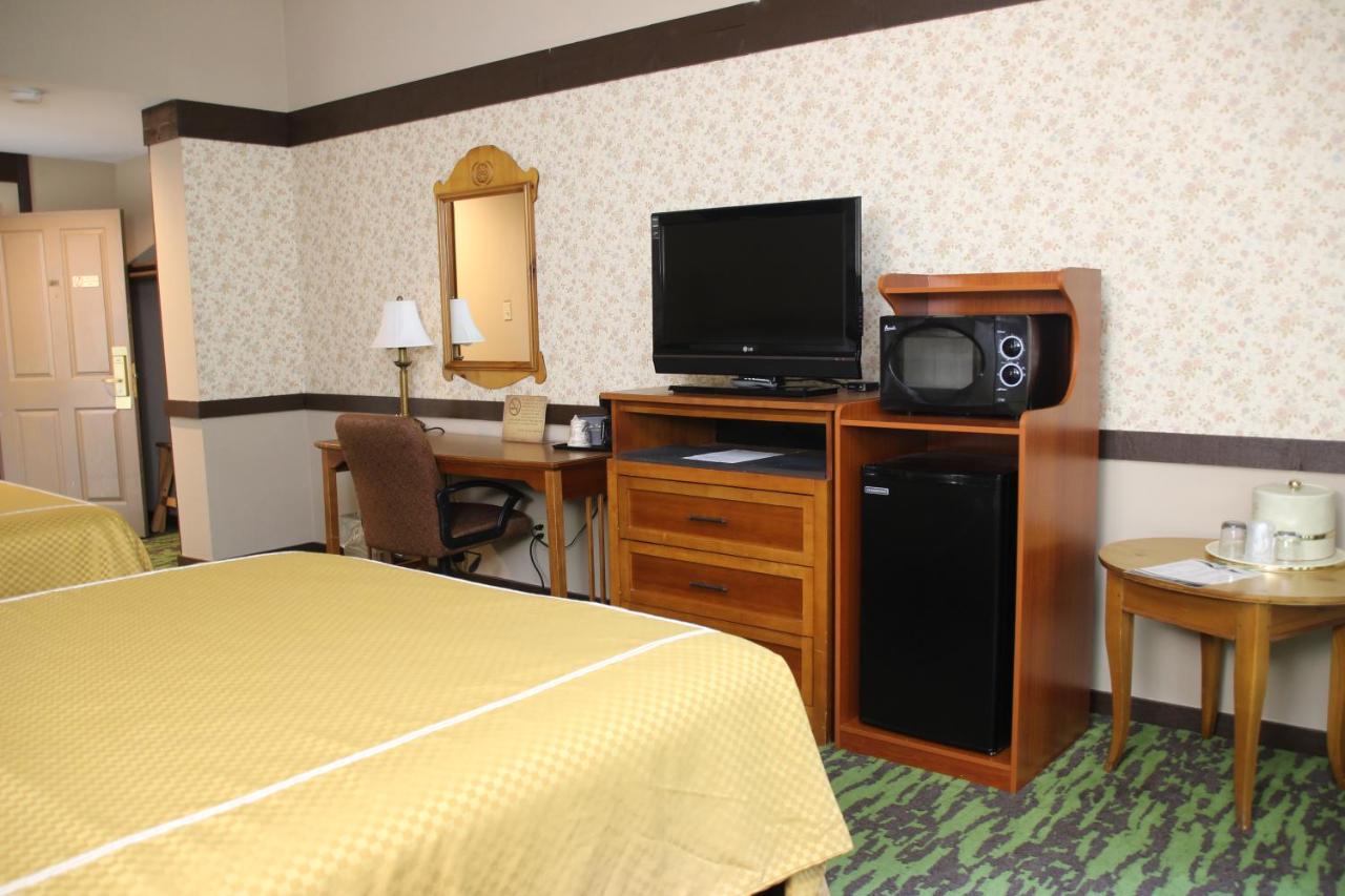 | Spring House Inn
