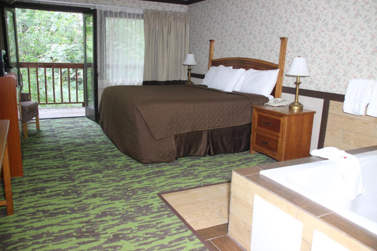 | Spring House Inn