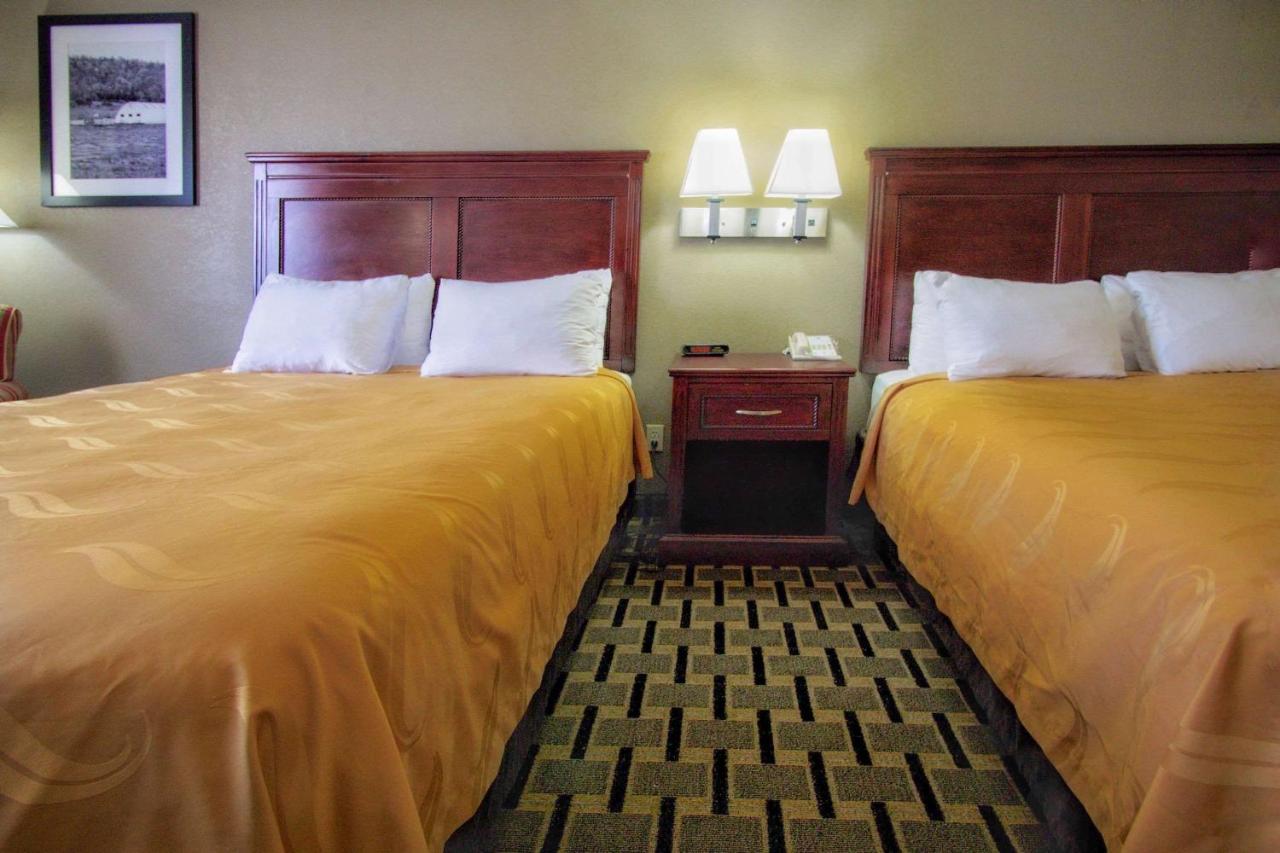 Queen Room with Two Queen Beds - Non-Smoking at Quality Inn Moore - Oklahoma City