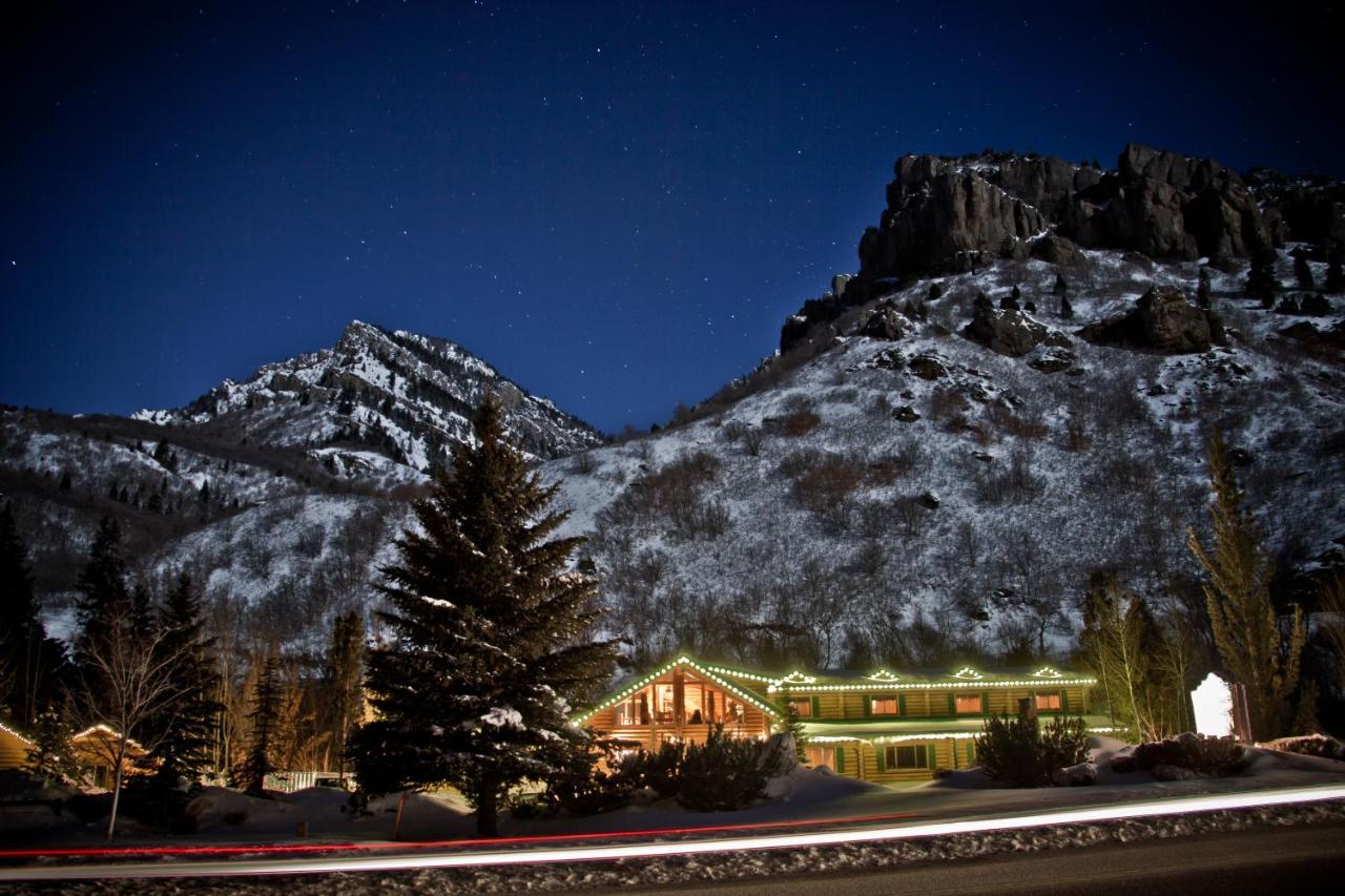 | Alaskan Inn and Spa