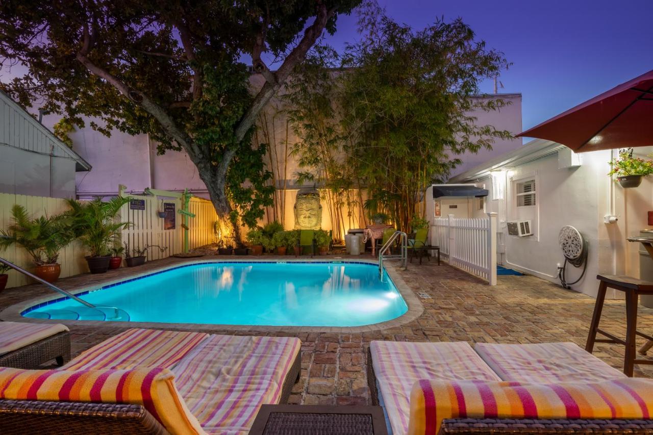 | Duval Inn - Key West