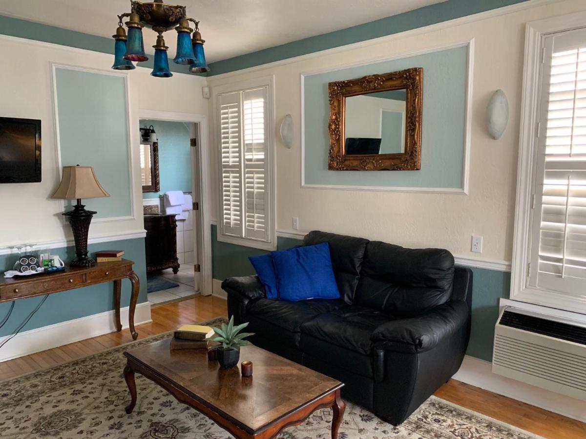  | The Inn at Benicia Bay