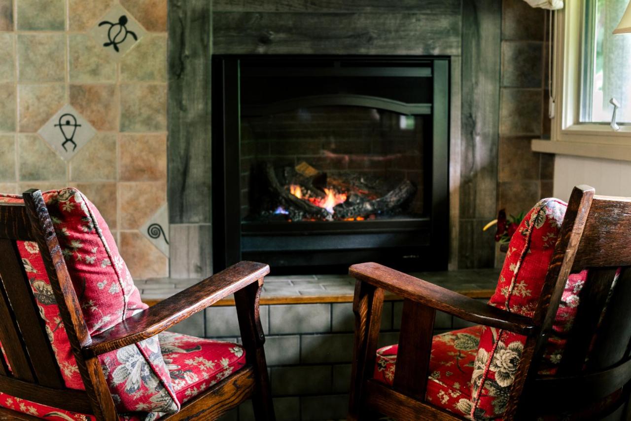 | Kilauea Lodge and Restaurant
