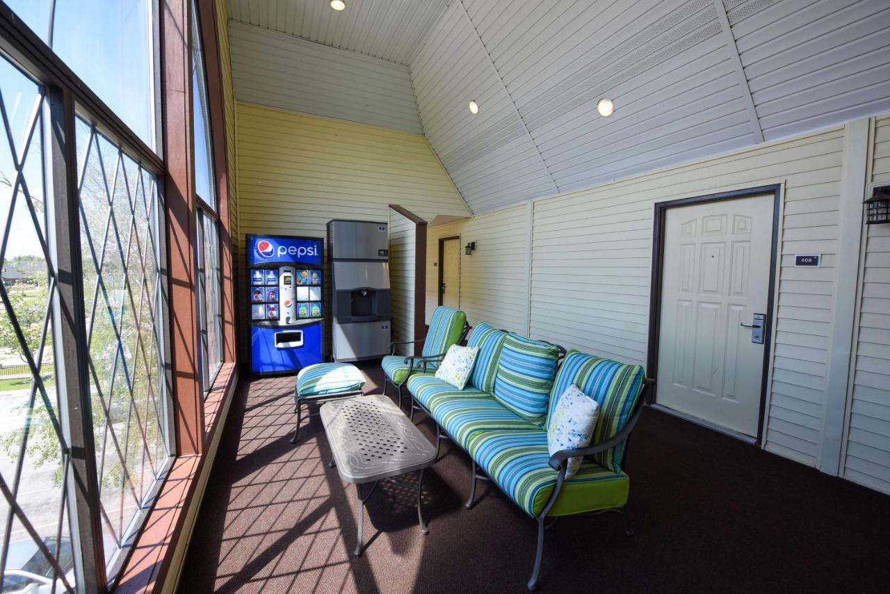 | Best Western Plus Dockside Waterfront Inn