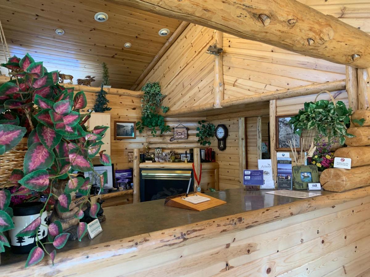 | Tahoe Valley Lodge