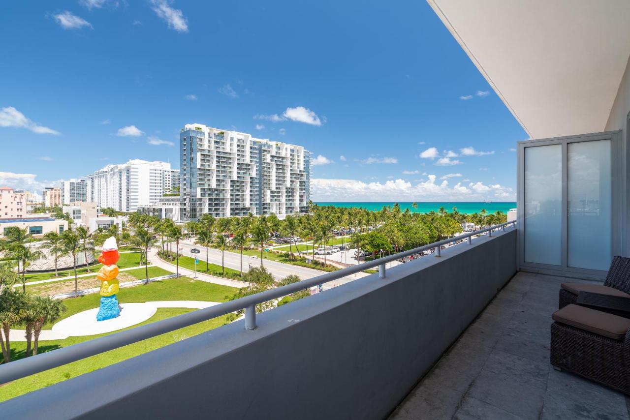 Two Bedroom Suite with balcony at Boulan South Beach