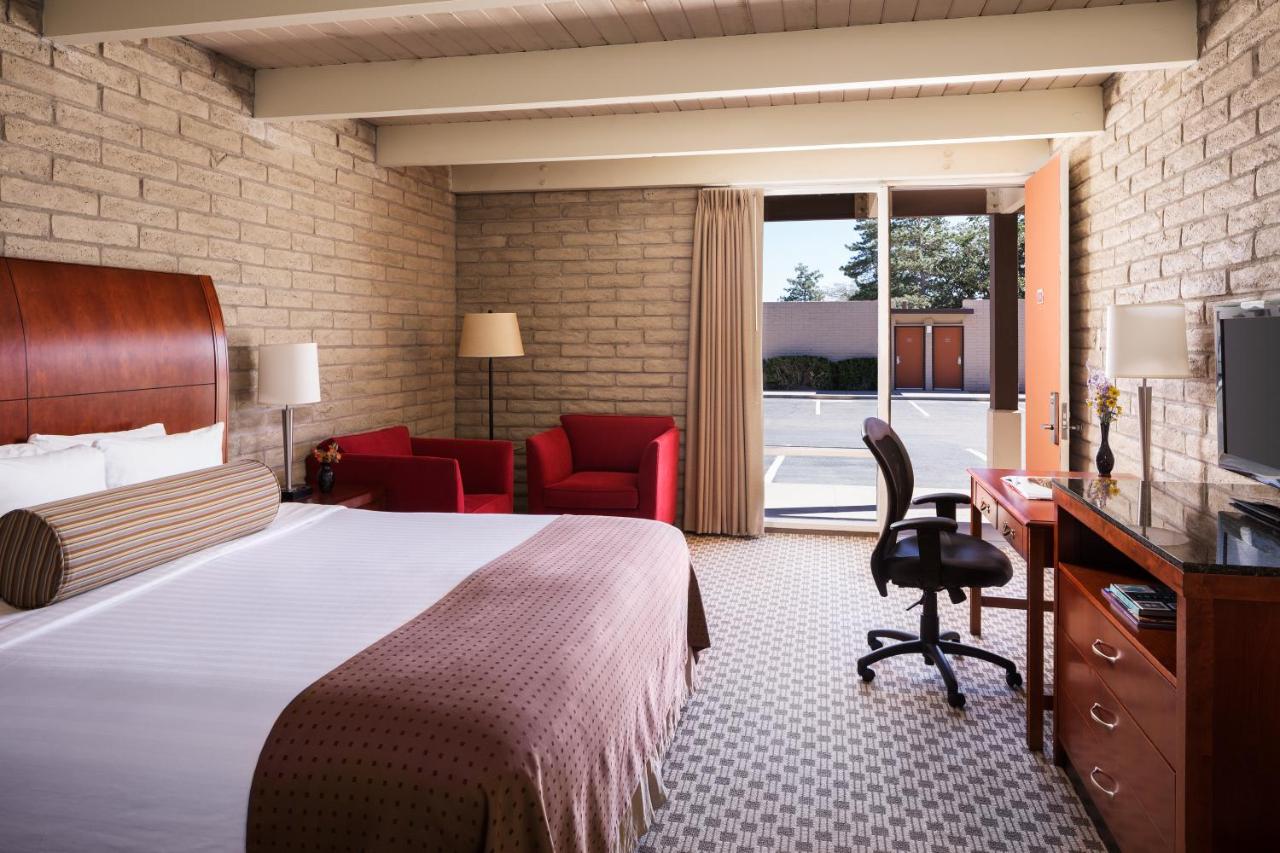 King Room at Kayenta Monument Valley Inn