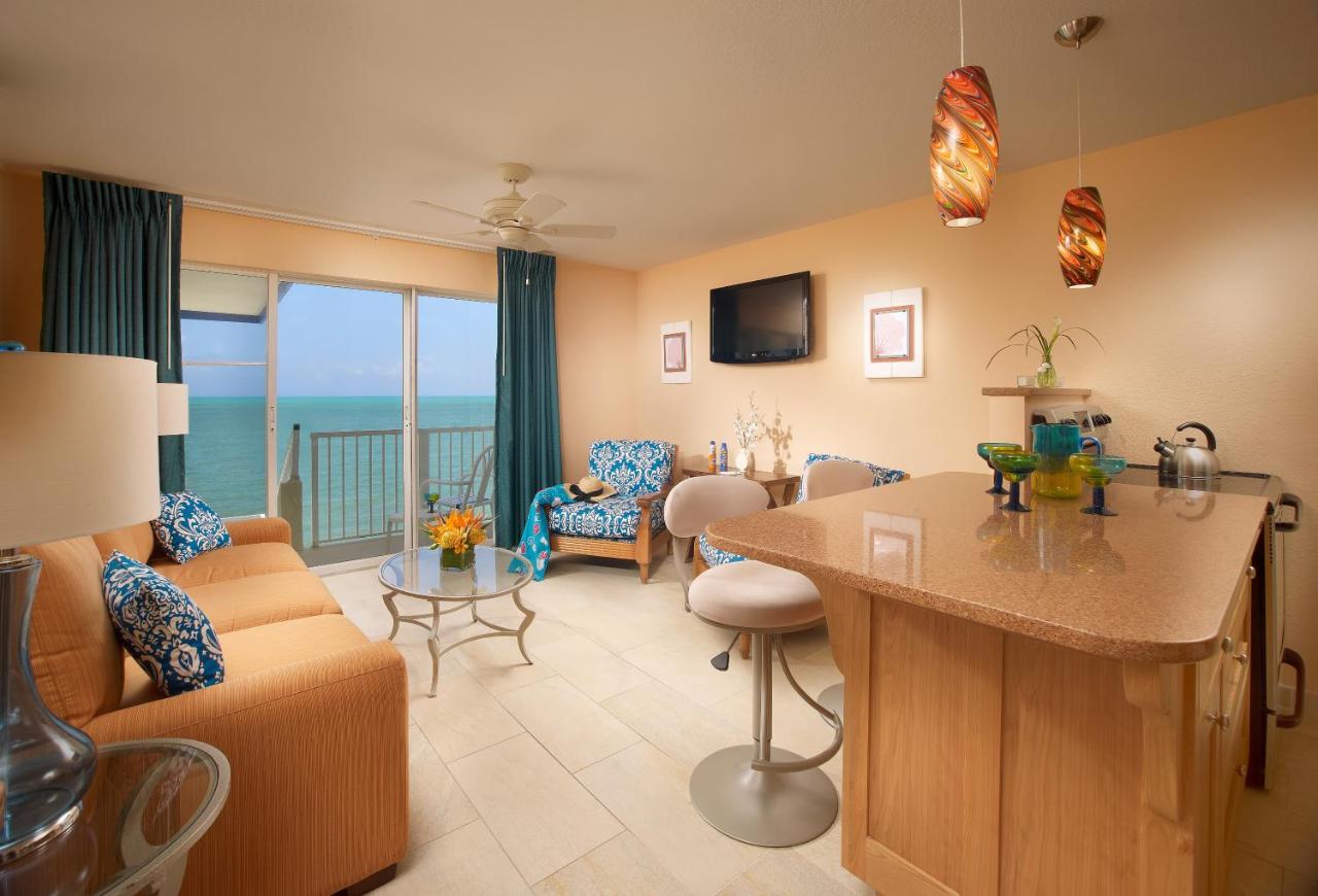 King Suite with Sofa Bed - Ocean Front at Glunz Ocean Beach Hotel & Resort