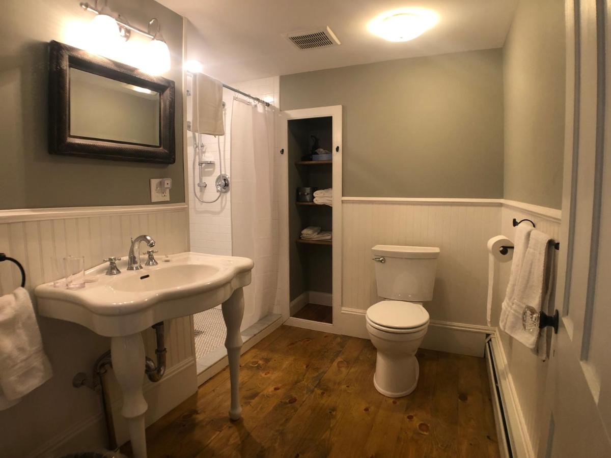 | Mill Pond Inn