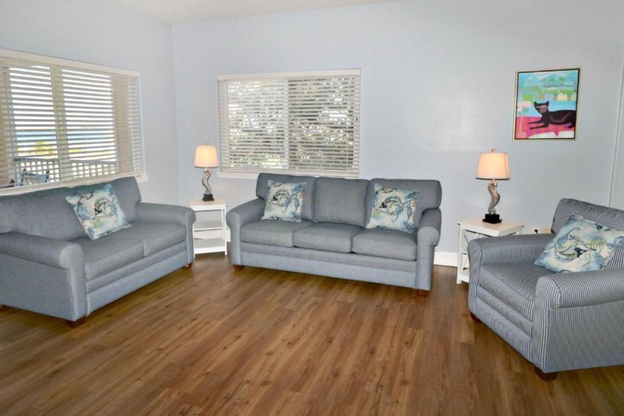  | Inn at Camachee Harbor Deluxe Suite 25