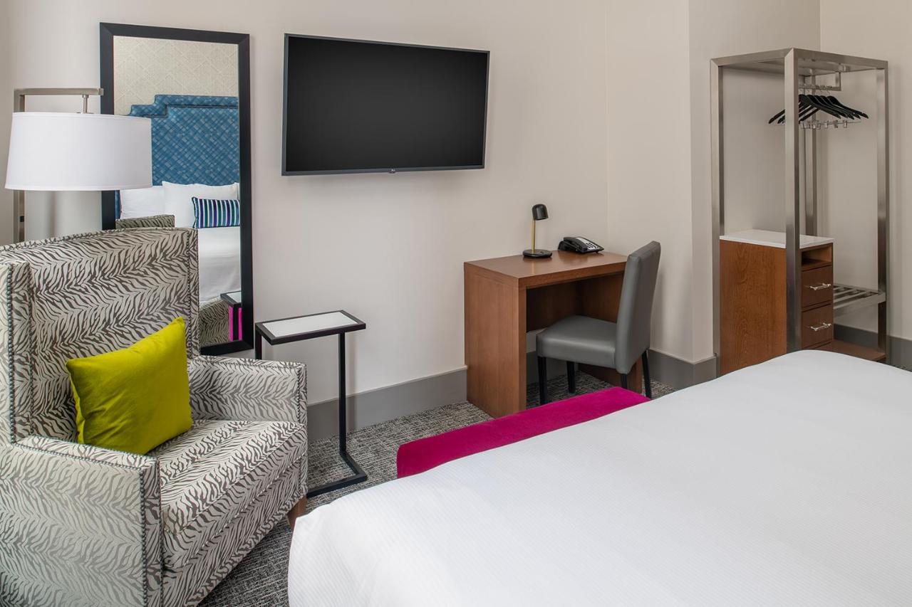Deluxe Room at Harlow Hotel