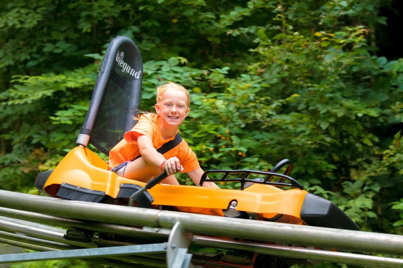| Hope Lake Lodge & Indoor Waterpark