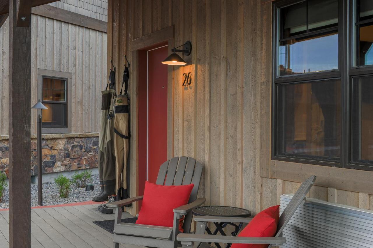 | Golden Stone Inn