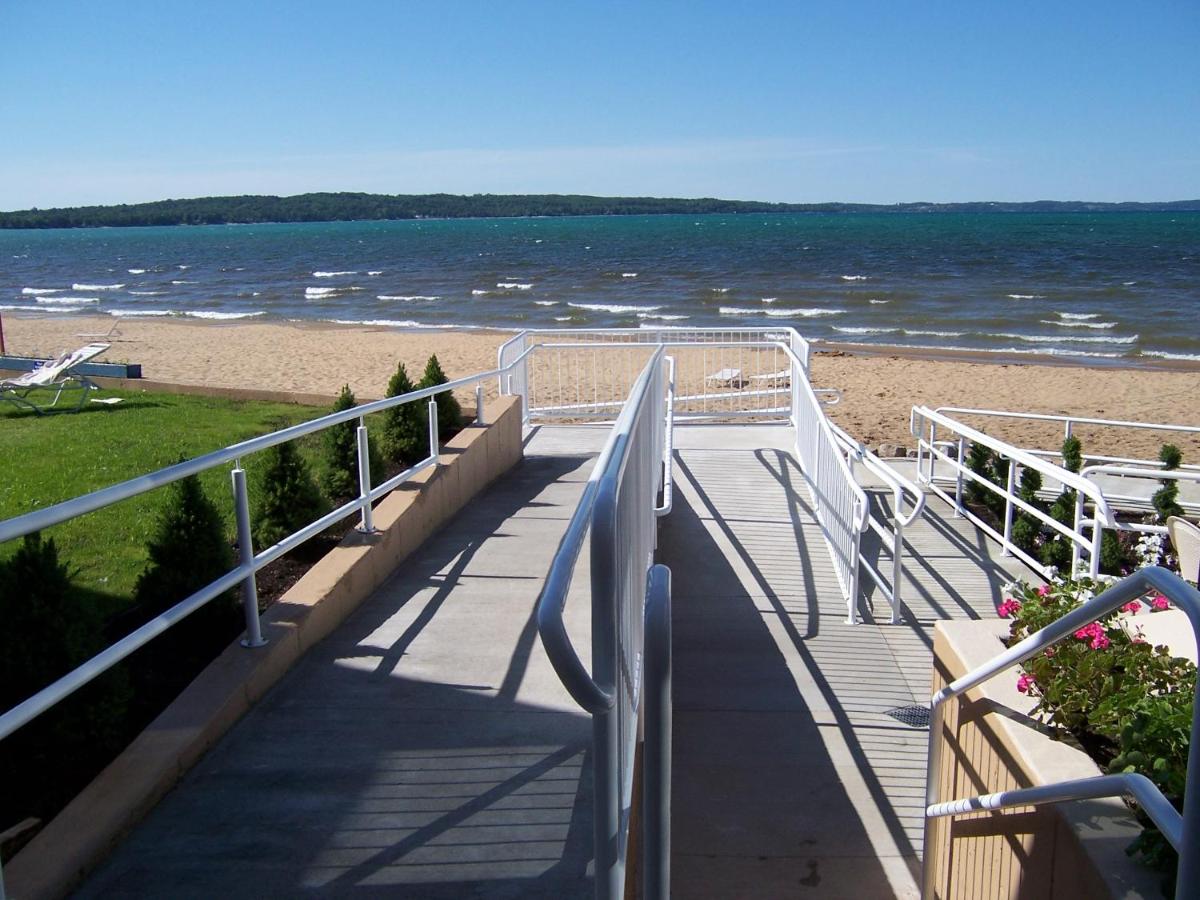  | Pinestead Reef Resort