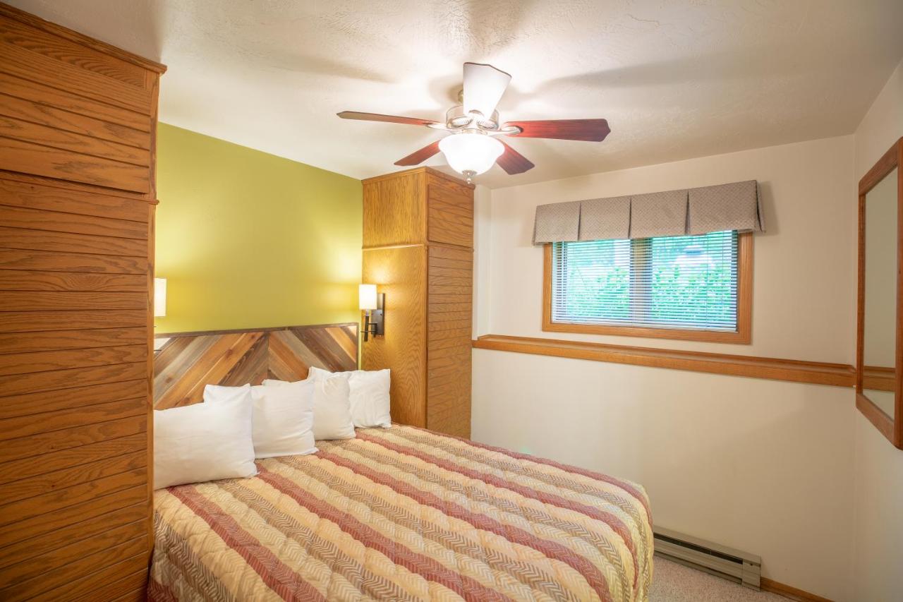 | The Inn at Little Sister Hill